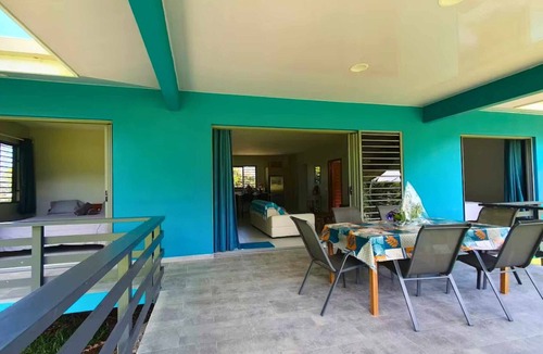 Teahupo'o Ski Chalet | TAHITI ITI - Fare Vaiavaro Teahupoo
