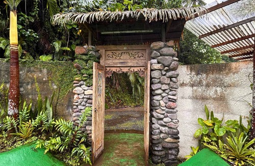 Teahupo'o Ski Chalet | TAHITI ITI - Saltwater Family Huts