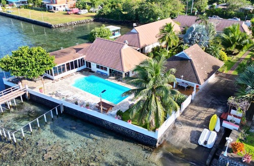 Papara Apartment | TAHITI - Studio Tiamao Mara Pool View