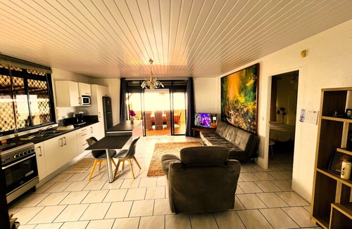 Paea House | TAHITI - The Cozy Corner