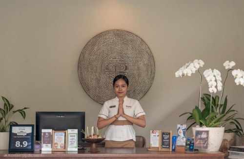 Batu Bolong Hotel | Tapa Tepi Kali Canggu