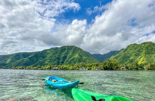 Teahupo'o Apartment | Teahupo'o Lodge Tahiti - Maison familiale entre océan et montagne - Canoes inclus
