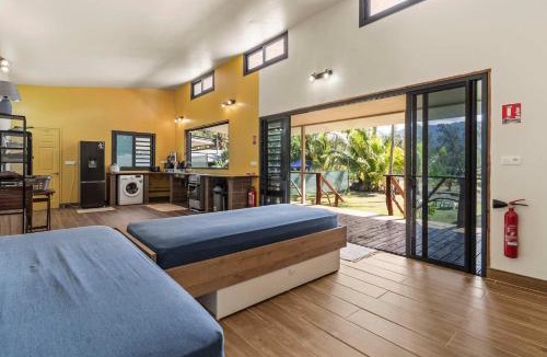 Afaahiti House | Temenino Villa Komako Seaside House