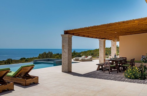 Agia Marina House | Terra Lucis Mountain Residences - Äther-Villa by Interhome