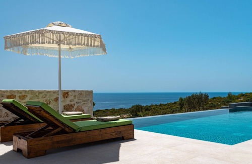 Agia Marina Villa | Terra Lucis Mountain Residences Aether Villa