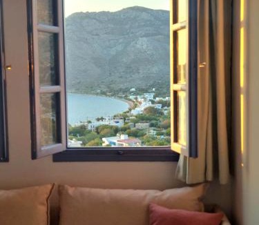 Livadia Hotel | THALASSA