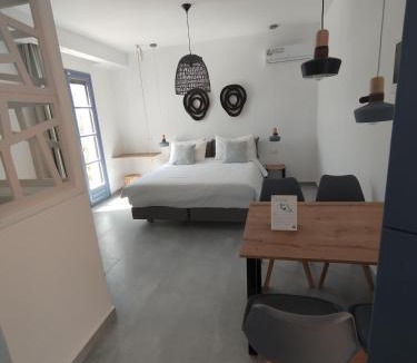 Livadia Hotel | THALASSA