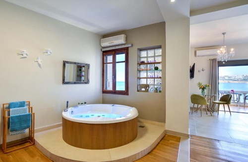 Koum Kapi Apartment | Thalassa mou Seafront suite