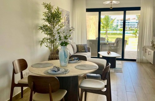 Punta Cana Apartment | The Beach - Punta Cana City Place, private Jacuzzi and Beach, sleep 5, wifi +✨
