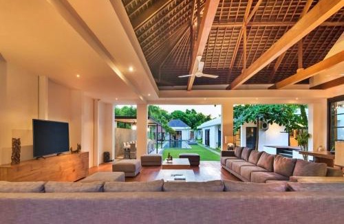 Dyanapura Villa | The Christina Estate