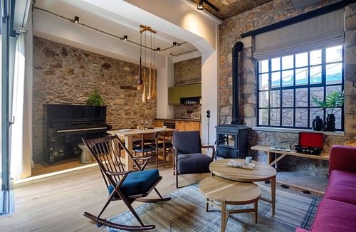 Psirri House | The Foundry Suites