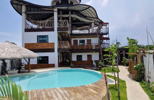 Basdiot Hostel | The Hat Trick Hostel