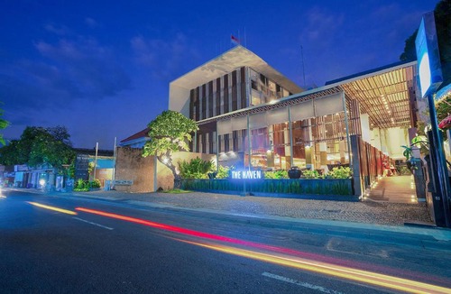 Central Seminyak Hotel | THE HAVEN Bali Seminyak