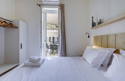 Ermoupoli House | The Heart of Syra - Your Home in Ermoupolis