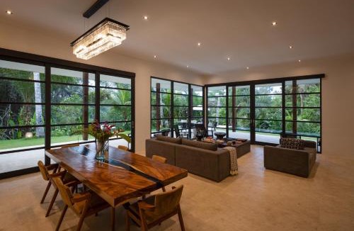 Kedewatan Villa | The Jangala Luxury Retreat Ubud-Villa Sungai