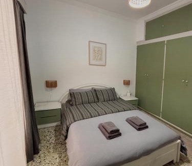 Lamia Apartment | The Local Pin House - Ευρύχωρη μονοκατοικία, Λαμία