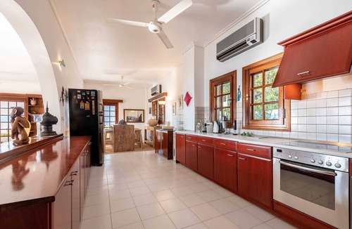 Kontos House | The Magnificent Villa Melandrina is an exceptional and rare jewel on Aegina isla