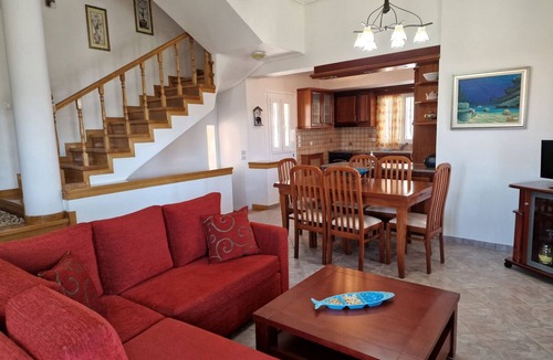 Porto Rafti House | The Mirador Boutique Villa with Scenic Sea View