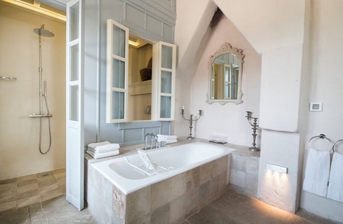 Symi Hotel | The Old Markets