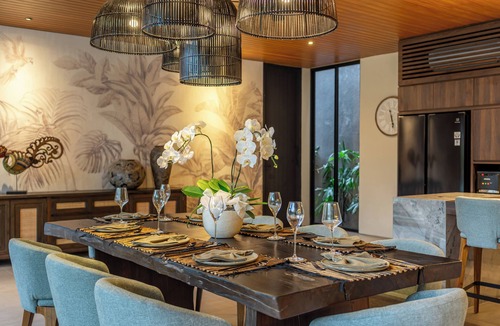 Central Seminyak Villa | The Plaza 4BR w/Pool in Bali’s Eat Street