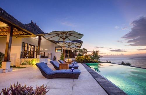 Mushroom Bay Resort | The Point Resort Lembongan