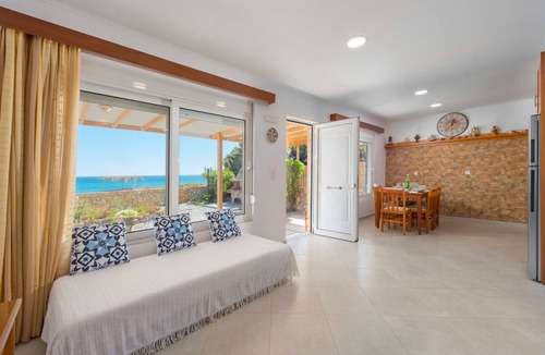 Plimmiri House | The Rhodes South Escape Beach