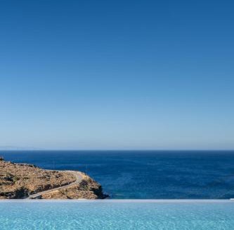 Mpatsi Apartment | The Royal Blue Andros