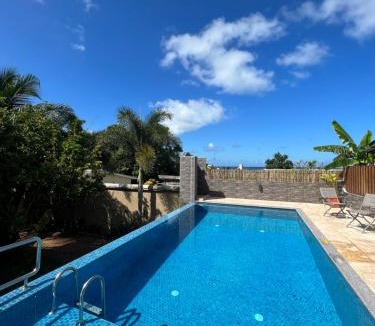 Mahe Island Bed & Breakfast | The Runway Lodge