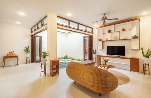 Kerobokan Villa | The Seven Residence