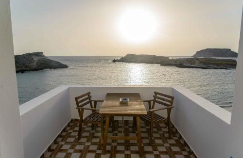 Lefkos House | THE SHIP