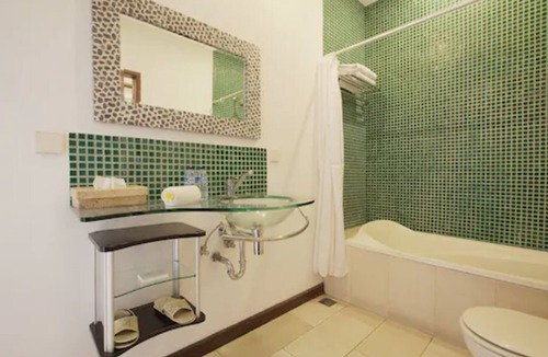 Sunset Road Hotel | The Studio