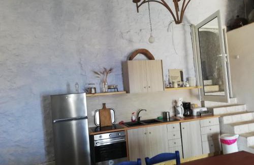 Sampatiki House | The traditional hause with the best view