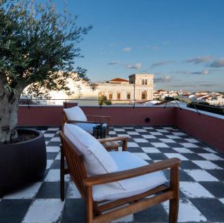 Ermoupoli Villa | The Urban Parrot Maisonette