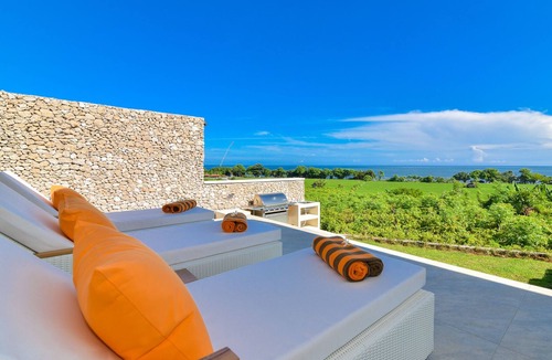 Umeanyar Villa | The View Villa -Luxury New Build with 180° View