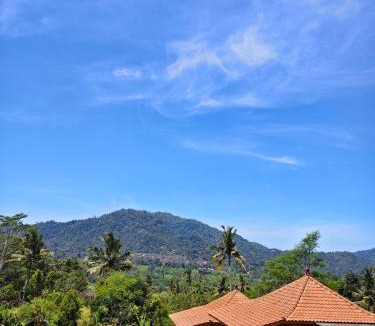 Sidemen Hostel | the villas ogang