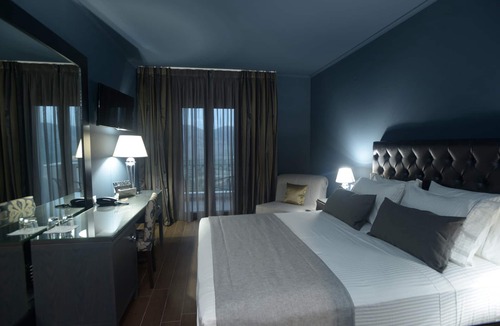 Paramythia Hotel | Theasis