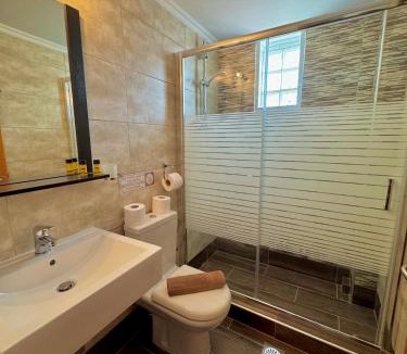 Varos Apartment | Theodora’s Studios
