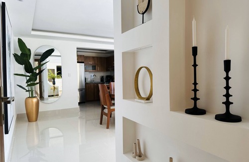 Gregorio Luperon Apartment | This apartment is a 3 bedroom(s), 2 bathrooms, located in Santiago De Los Caballeros, Santiago.