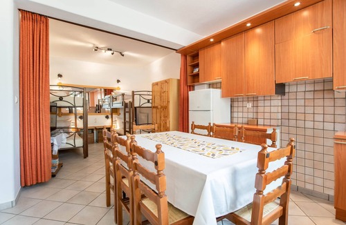Parikia Apartment | Three Bedroom Apartment (7-9 Adults), First Floor, near Center.
