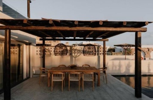 Plaka Villa | Three-Bedroom Junior Villa with Private Pool V1
