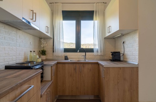 Milatos Beach House | Three Waves Maisonettes | Manousos