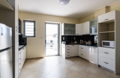 Spata-Artemida Apartment | Thresh Apartments Airport by Airstay