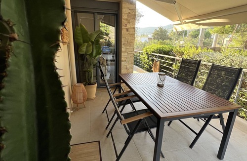 Ormos Agiou Ioannou Apartment | Tolle Ferienwohnung mit Pool und 5 Minuten Spaziergang zum Strand