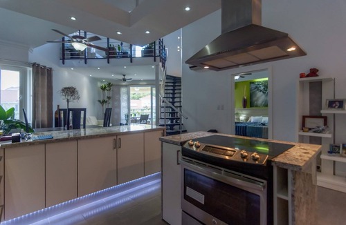 El Batey Apartment | Top-floor penthouse in beachfront residence, steps to all shops and restaurants