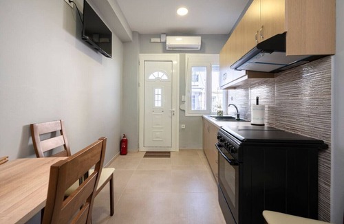 Kos Town Apartment | Top Spot Apartment at Dolphin Square
