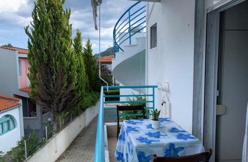 Toroni Apartment | Toroni Blue Pearl