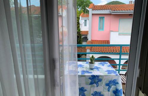 Toroni Apartment | Toroni Blue Pearl