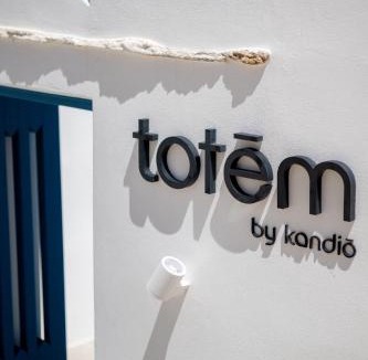 Ano Siros House | Totem