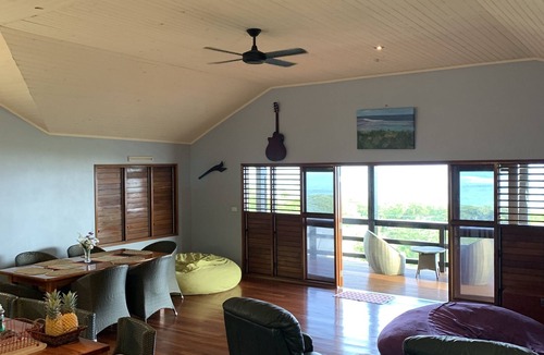 Likuri Island House | Totoka Kalou, stunning views over Maui Bay, Coral Coast