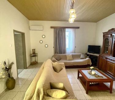 Salakos House | Trachos Traditional House